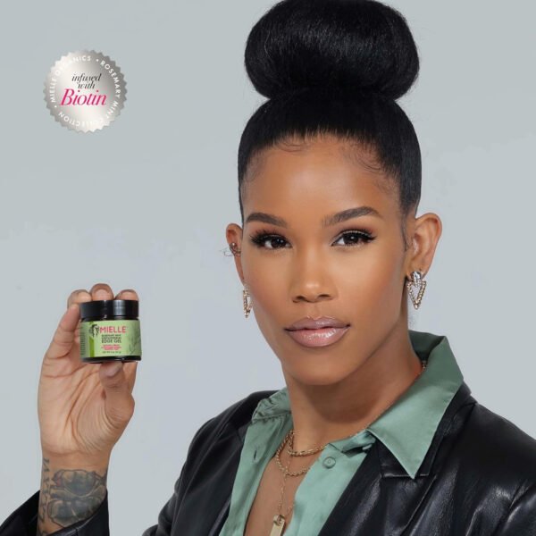 Mielle Organics Mielle Rosemary Mint Strengthening Hair Masque - Image 6